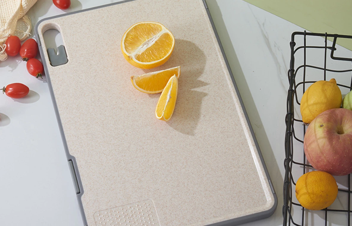 プロ仕様のカスタムカッティングボードデザイン - CANZO キッチン用品
