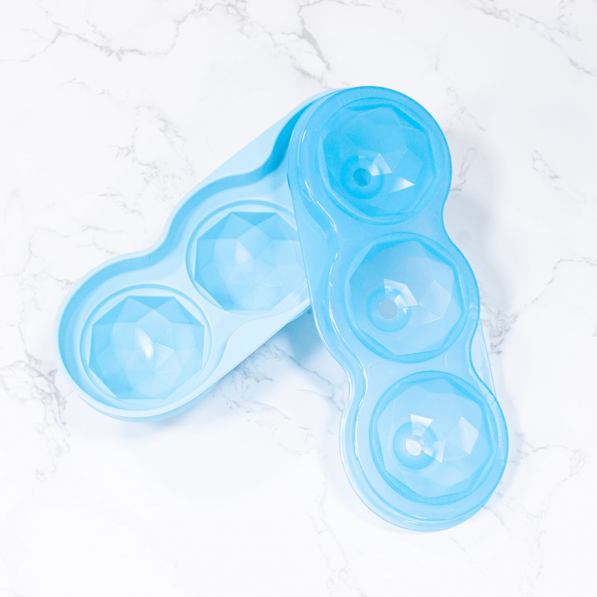 الصين قالب مكعبات الثلج سيليكون مخصص مع غطاء الصانع والمورد