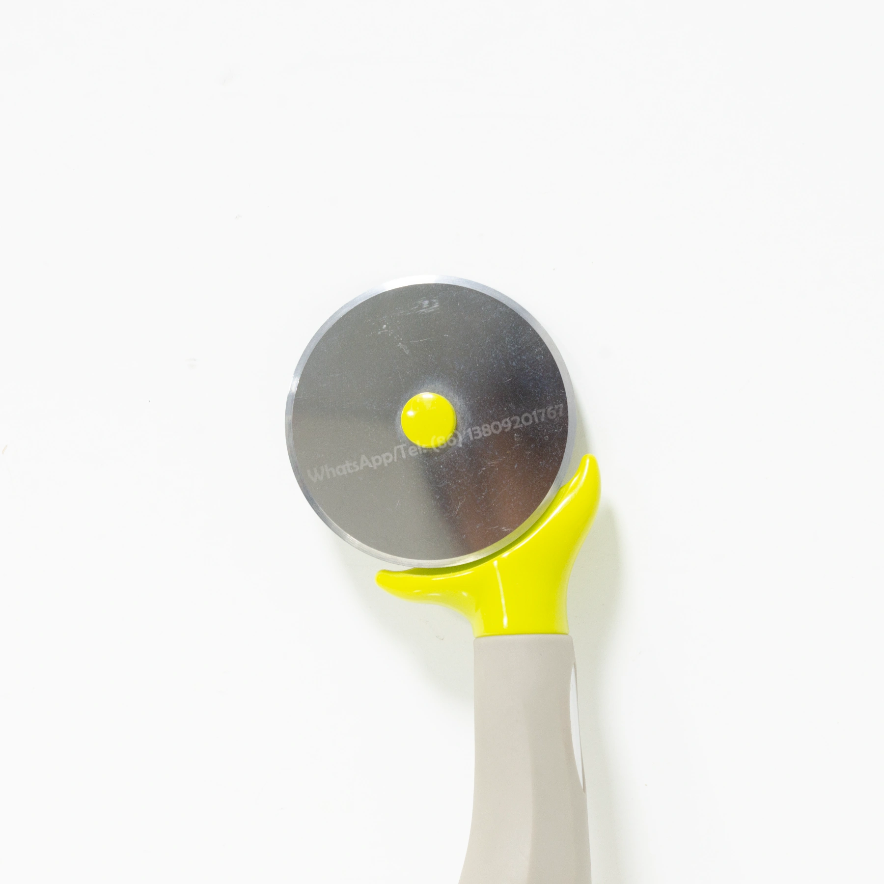 Rivenditore di ruote tagliapizza personalizzate