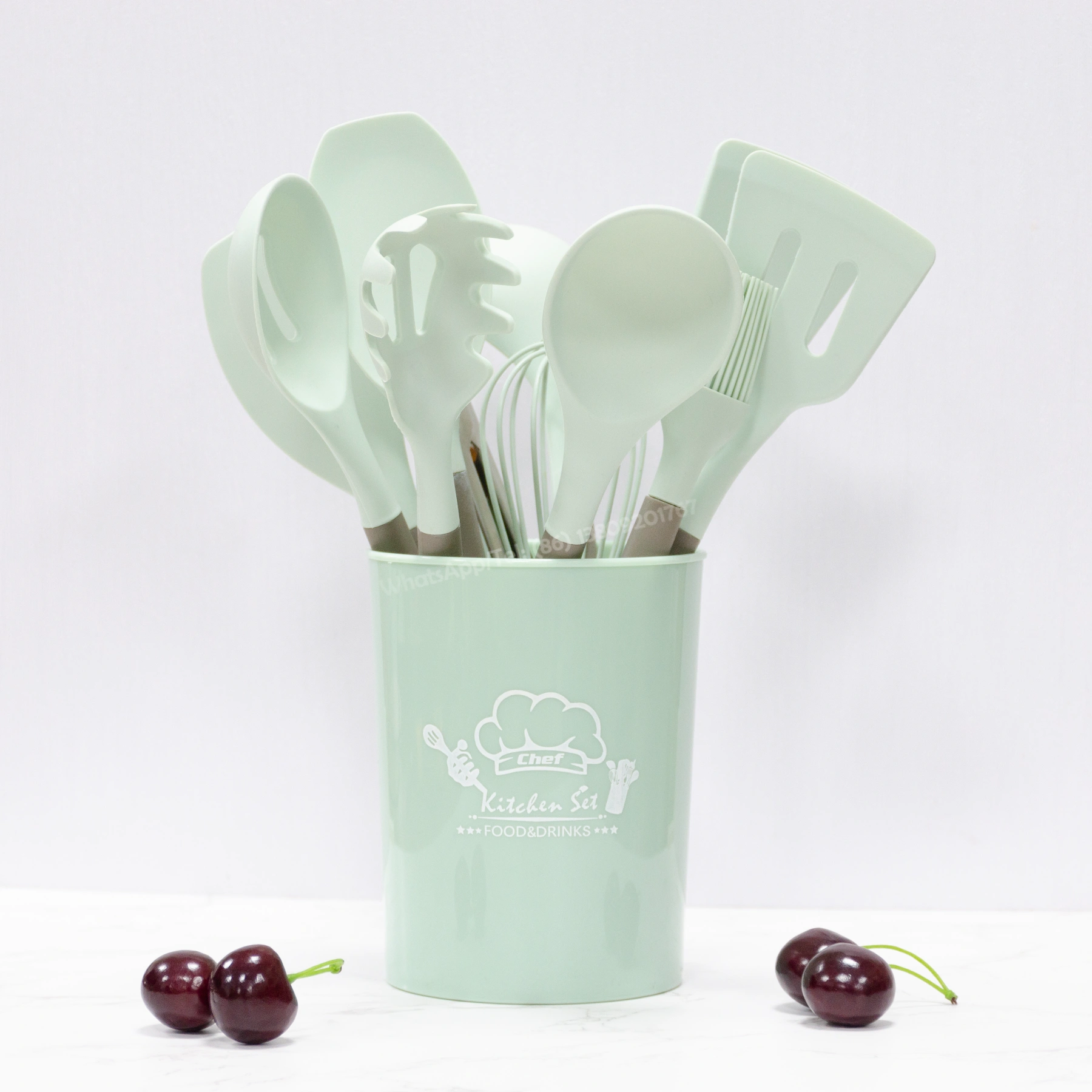 Silikon vs. Nylonmaterial für Küchengeschirrfabriken