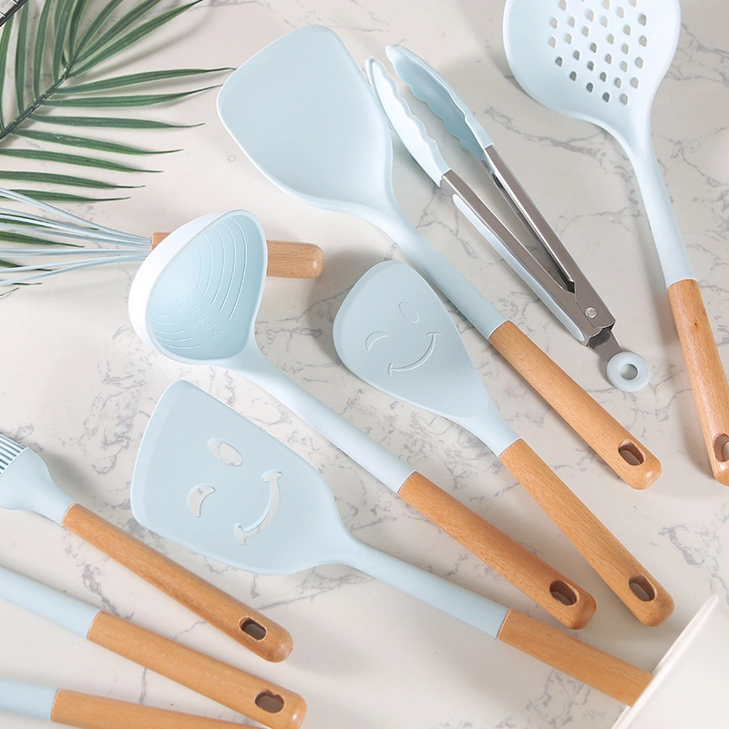 Fábrica de atacado de utensílios de cozinha de silicone na China