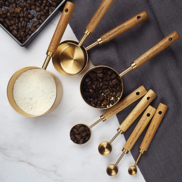 Golden Measuring Cups And Spoons Se