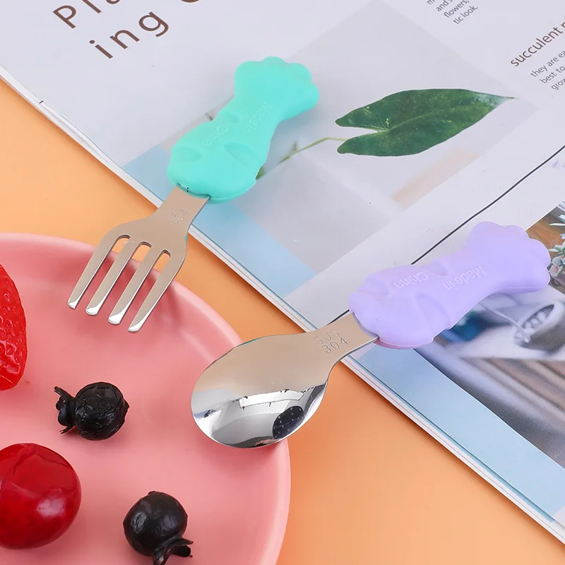 Bolalar uchun maxsus silikonli vilkalar va qoshiqlar to'plami 2