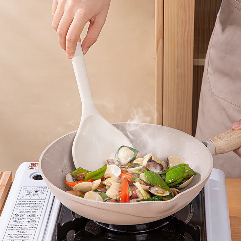 Wholesale Kitchenware Silicone And Wood Kitchen Utensils Set 3