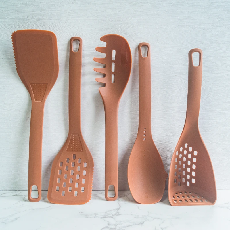 Küchenutensilien-Set aus Nylon mit Eigenmarken-Aufsatz, 5-teilig