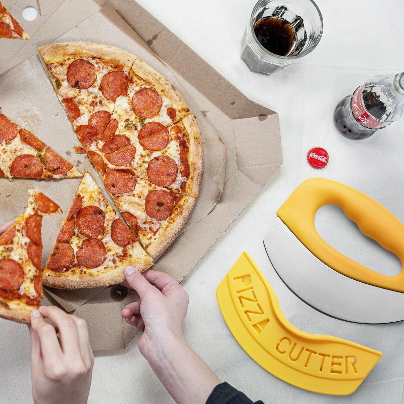 Wholesale Rocker Pizza Slicer With Cover 3